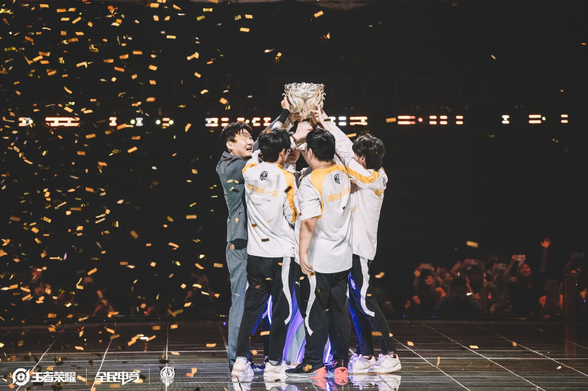 帮助队伍不 帮助队伍不